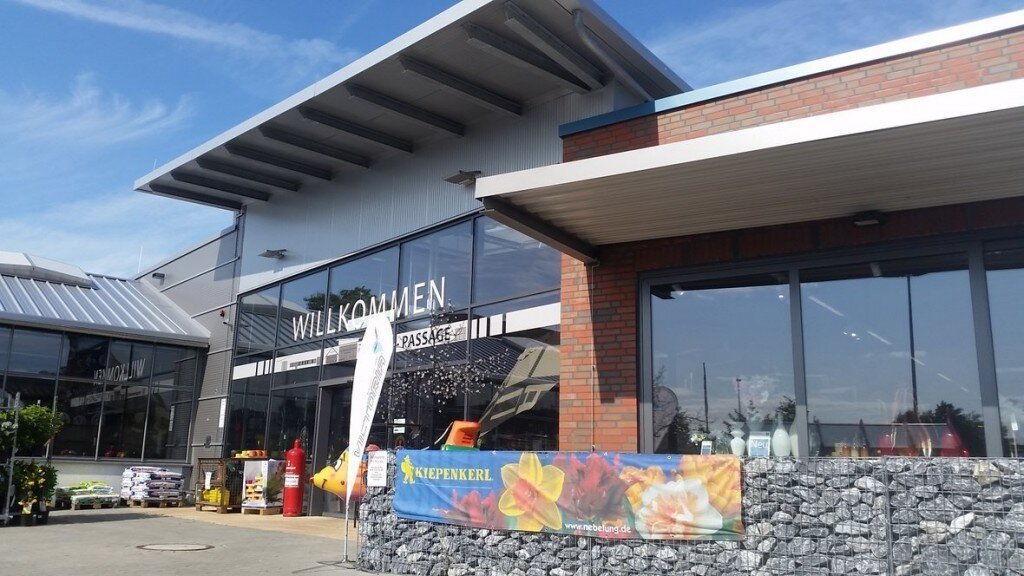 Neue Kiel Passage für Baumarkt Profi Kiel und Hausratmarkt Hinrich Kiel